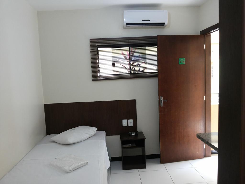 Hotel Casa Nova Várzea Grande Cameră foto